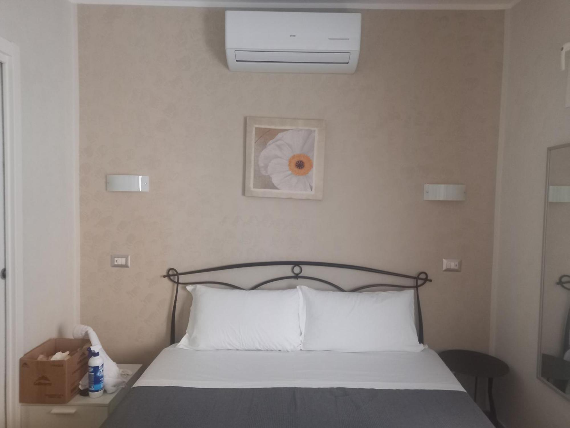 Vatican Gabriel Bed & Breakfast Rome Bagian luar foto