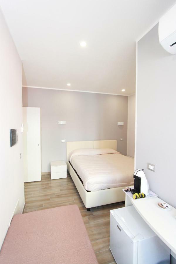 Vatican Gabriel Bed & Breakfast Rome Bagian luar foto