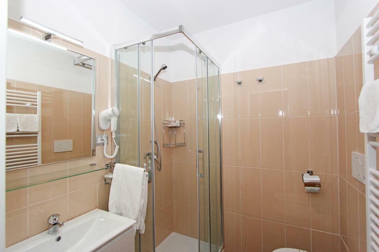 Vatican Gabriel Bed & Breakfast Rome Bagian luar foto